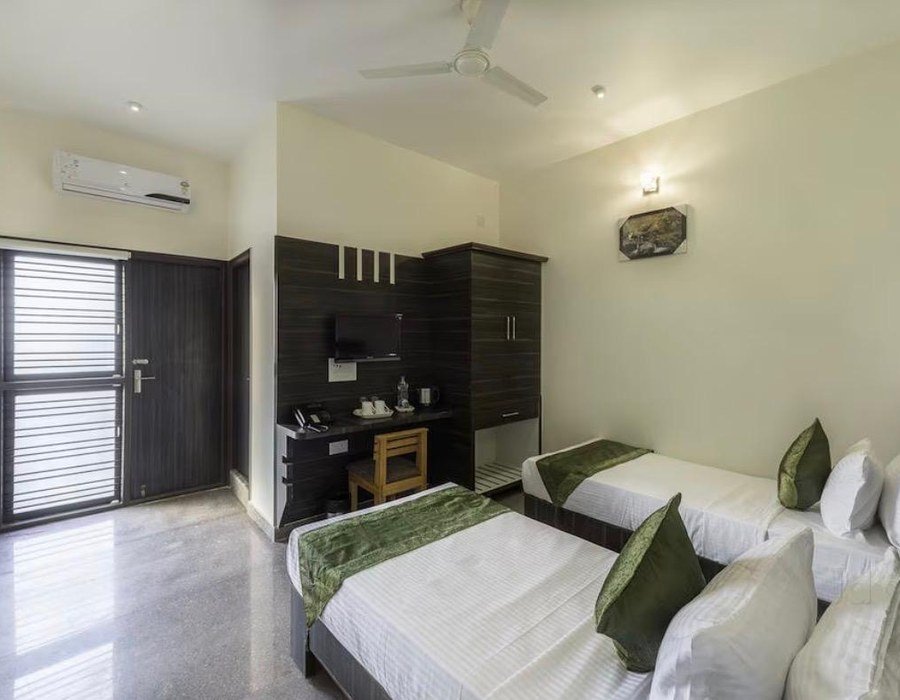 Superior Twin room